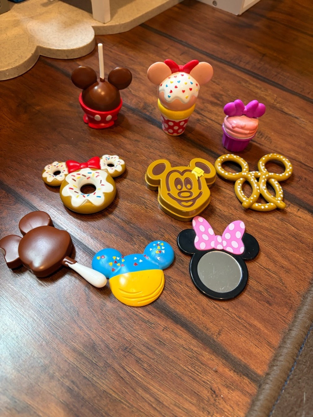 Disney Minnie & Mickey Snack Playset Toy Accessories - Assorted Colors